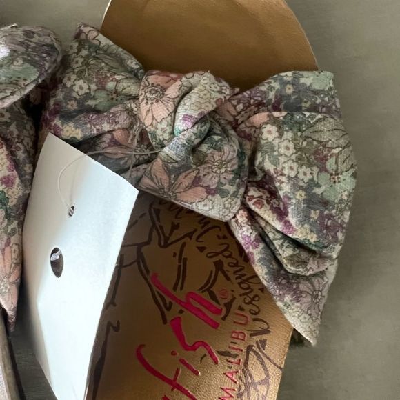 Blowfish Malibu girls Sandals, size 13, new with tags - Picture 2 of 4